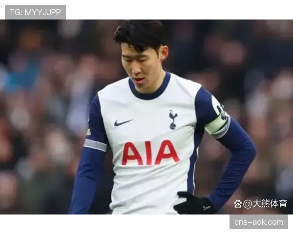 热刺确认,队长孙兴慜已恢复全队合练,有望出战周末对阵西汉姆联的比赛。 热刺确认,队长孙兴慜已恢复全队合练,有望出战周末对阵西汉姆联的比赛。